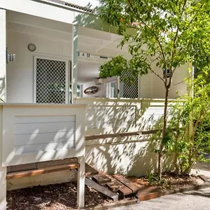  Holiday home Kareela Court 4 Kareela Avenue 14