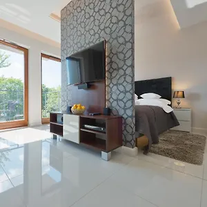 https://athome-1.krakowhotelspoland.com